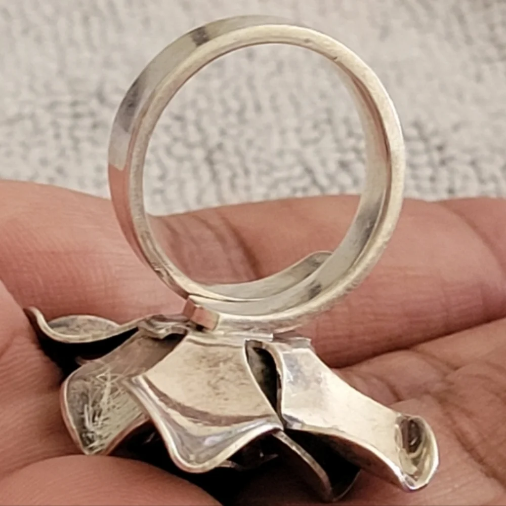 Heavy Vintage 8 Sterling Silver Large Rose Flower Ring - Picture 4 of 10